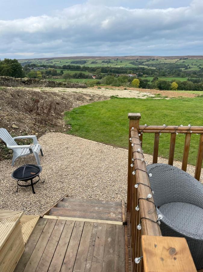 Chalet Oakley View Shepherds Hut With Hot Tub